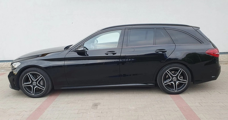 Mercedes-Benz Klasa C cena 107000 przebieg: 191000, rok produkcji 2019 z Lubartów małe 232